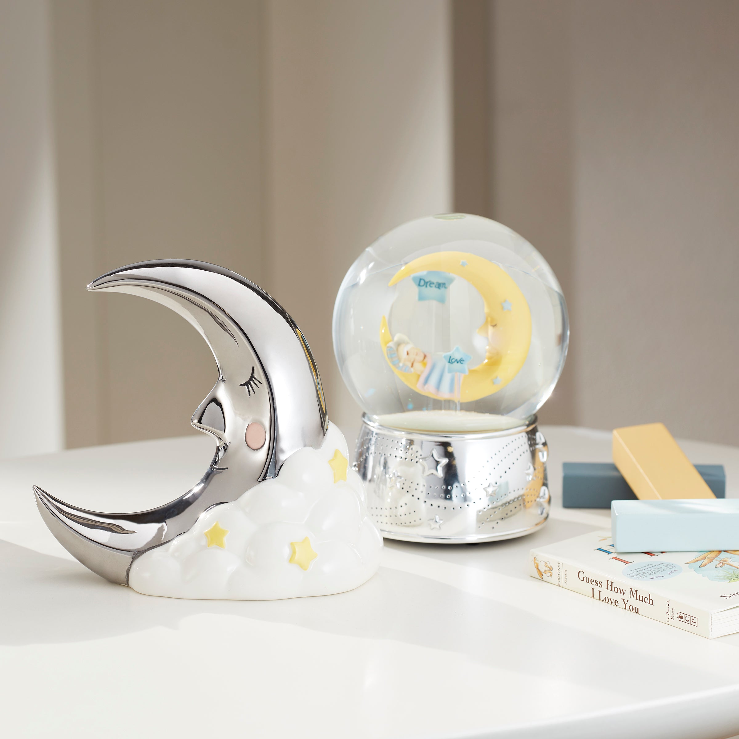 Alternative view of Sweet Dream Silverplate Musical Water Globe