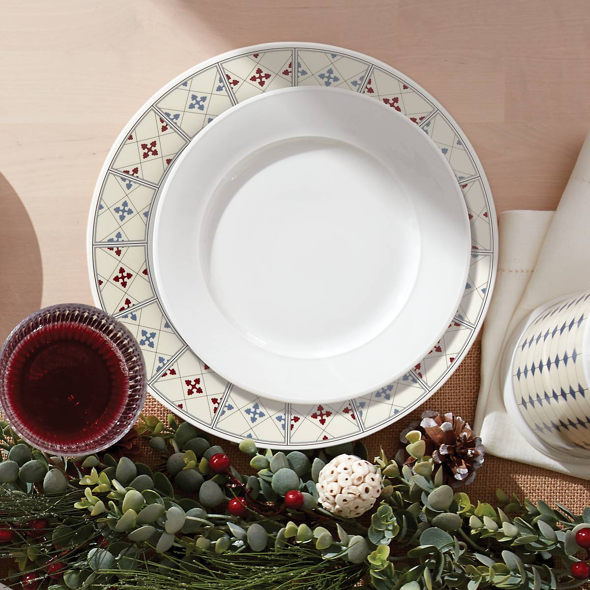 Alternative view of L'Hotel No. 29™ Salad Plate