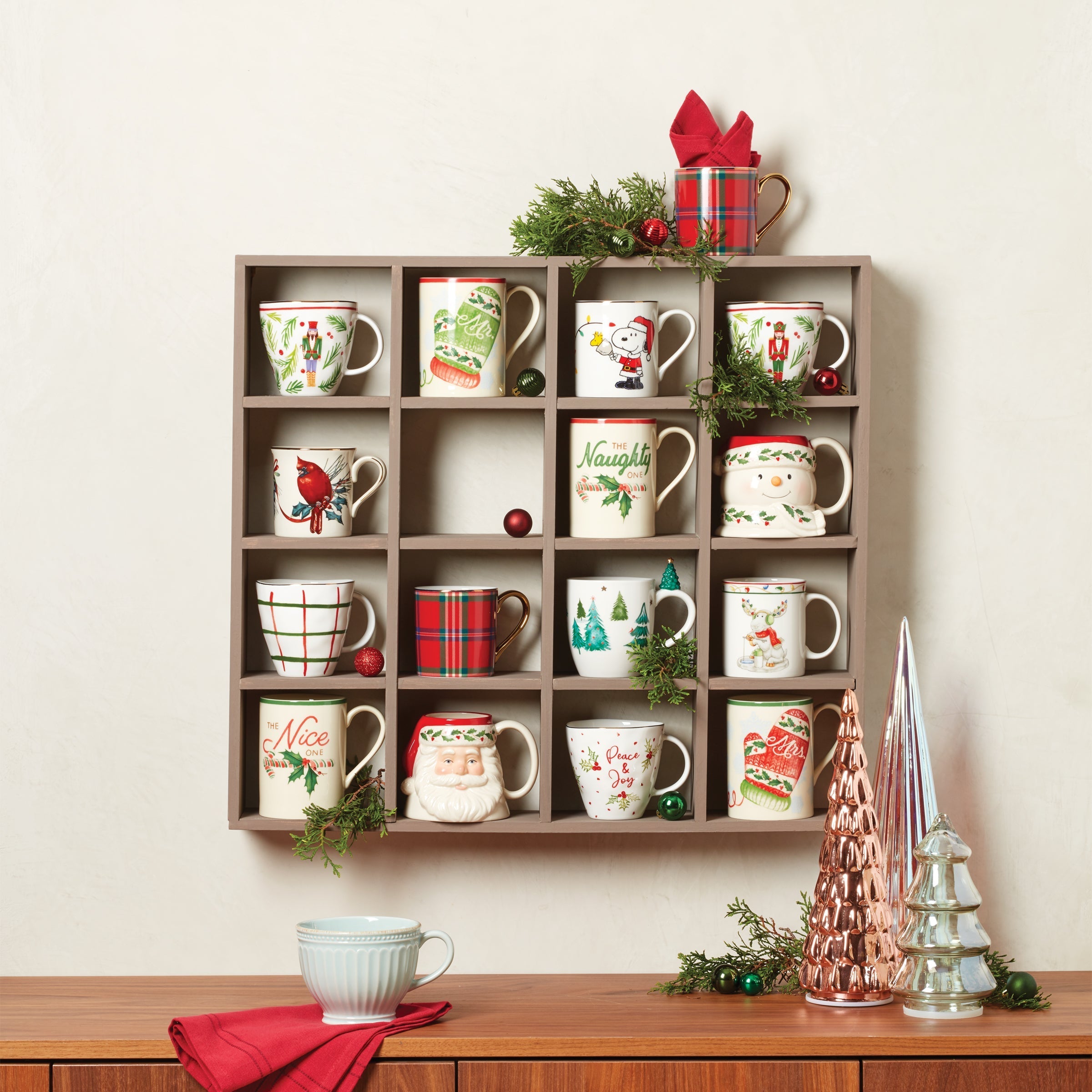 Alternative view of Winter Greetings Mug