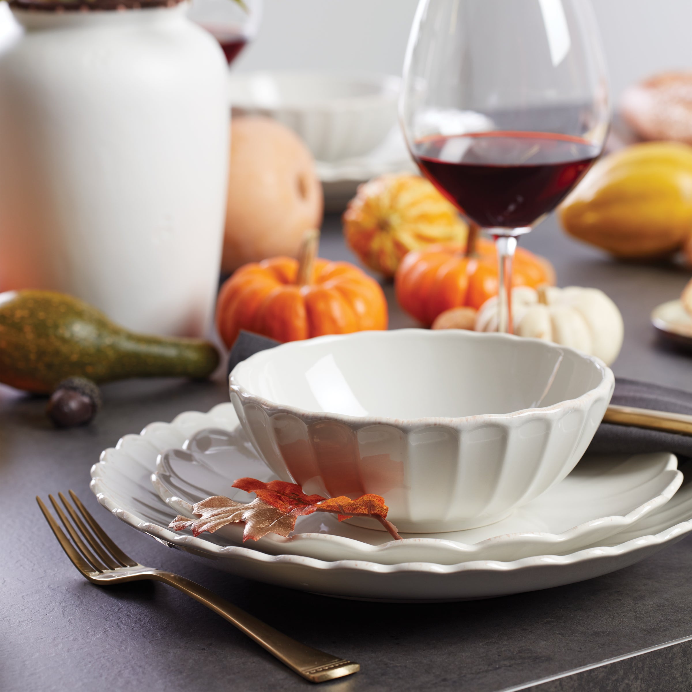 French Perle Scallop White 18 Piece Dinnerware Set - Image 2