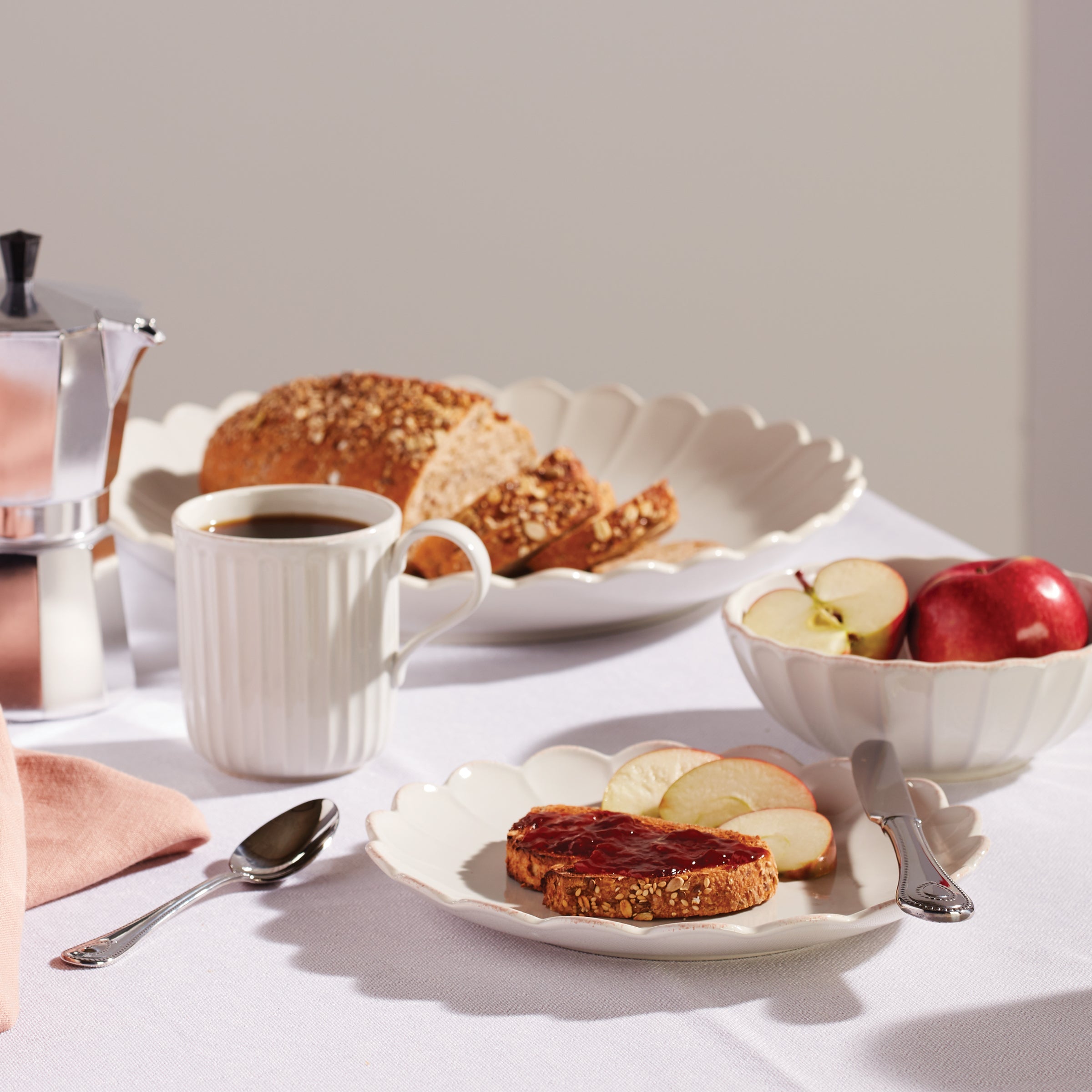 French Perle Scallop Accent Plates Set of 4 - Image 12