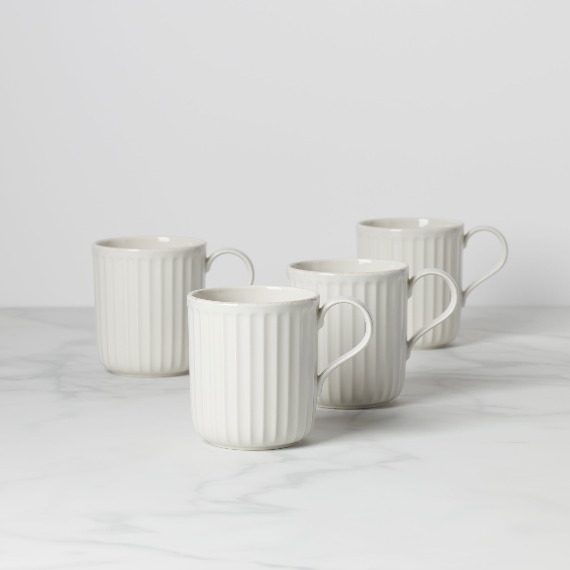 French Perle Scallop Mugs   Set of 4