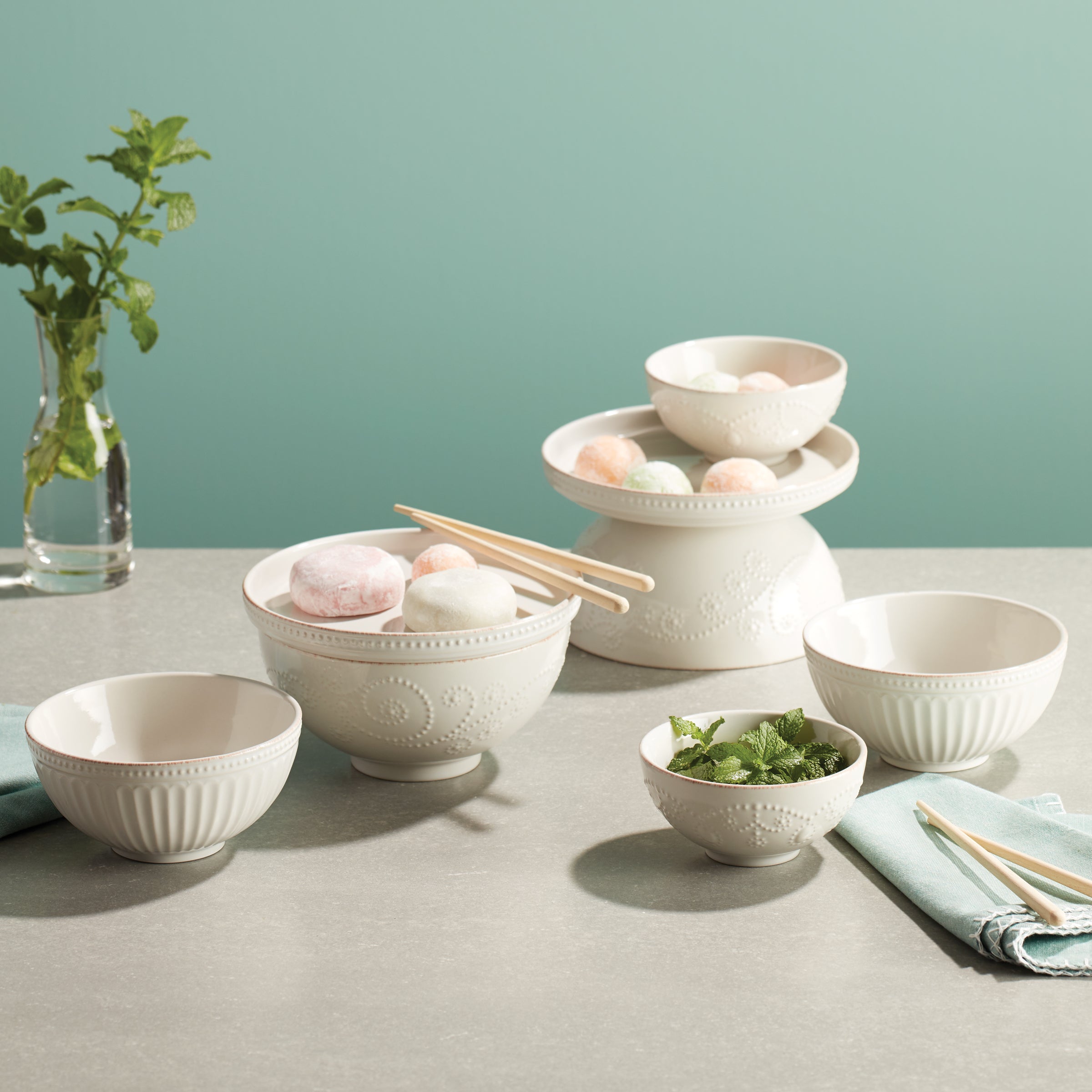 French Perle Luna 8 Piece Nesting Dinnerware Set - Image 6