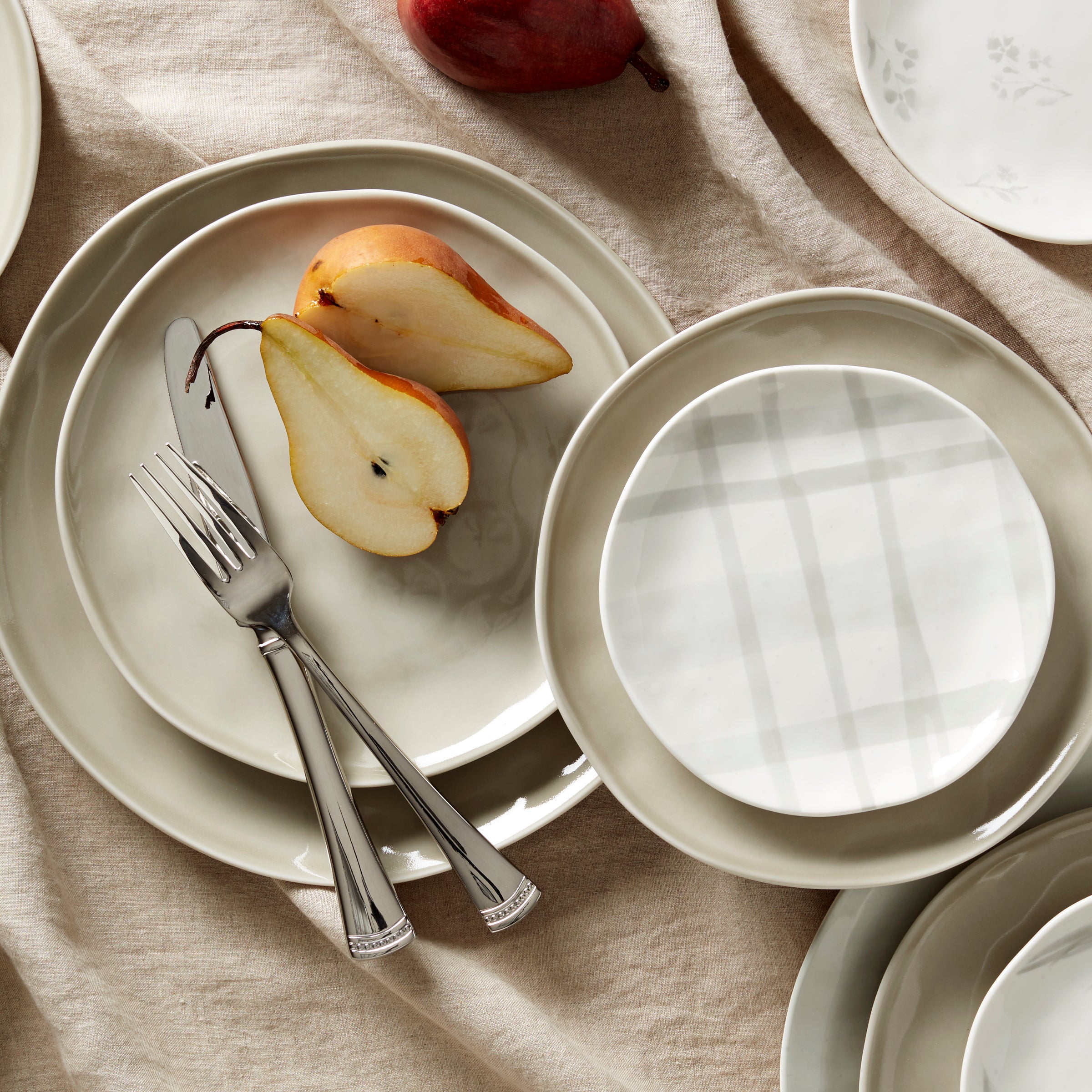 Alternative view of Bay Colors Grey Accent Plates   Set of 4