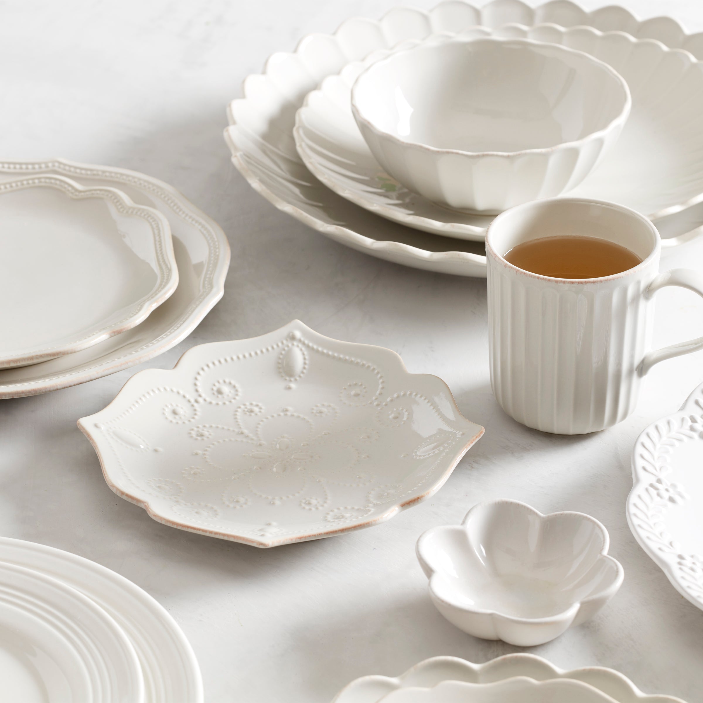 French Perle White 4 Piece Dessert Set - Image 3