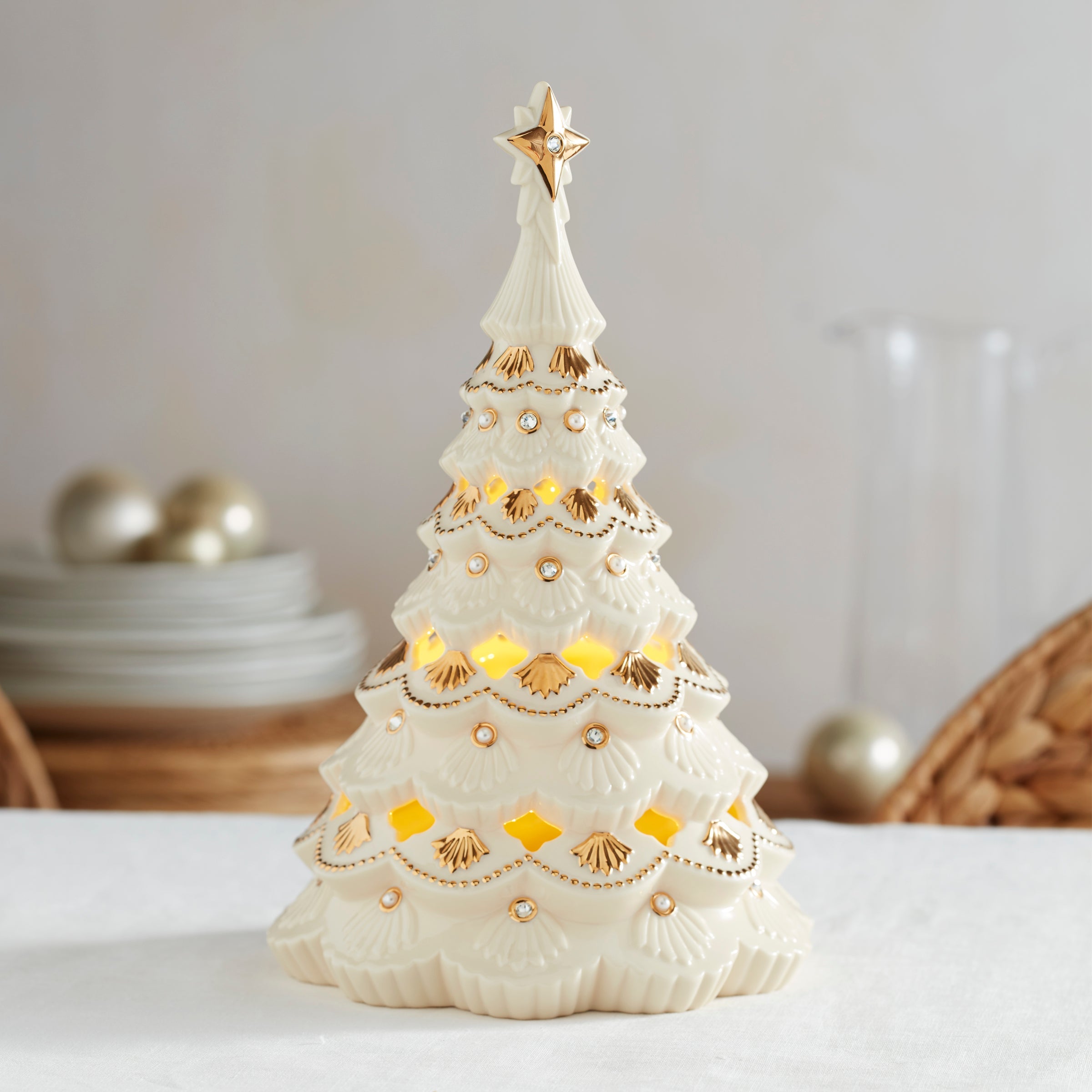 Alternative view of Florentine & Pearl Lit Tree Figurine