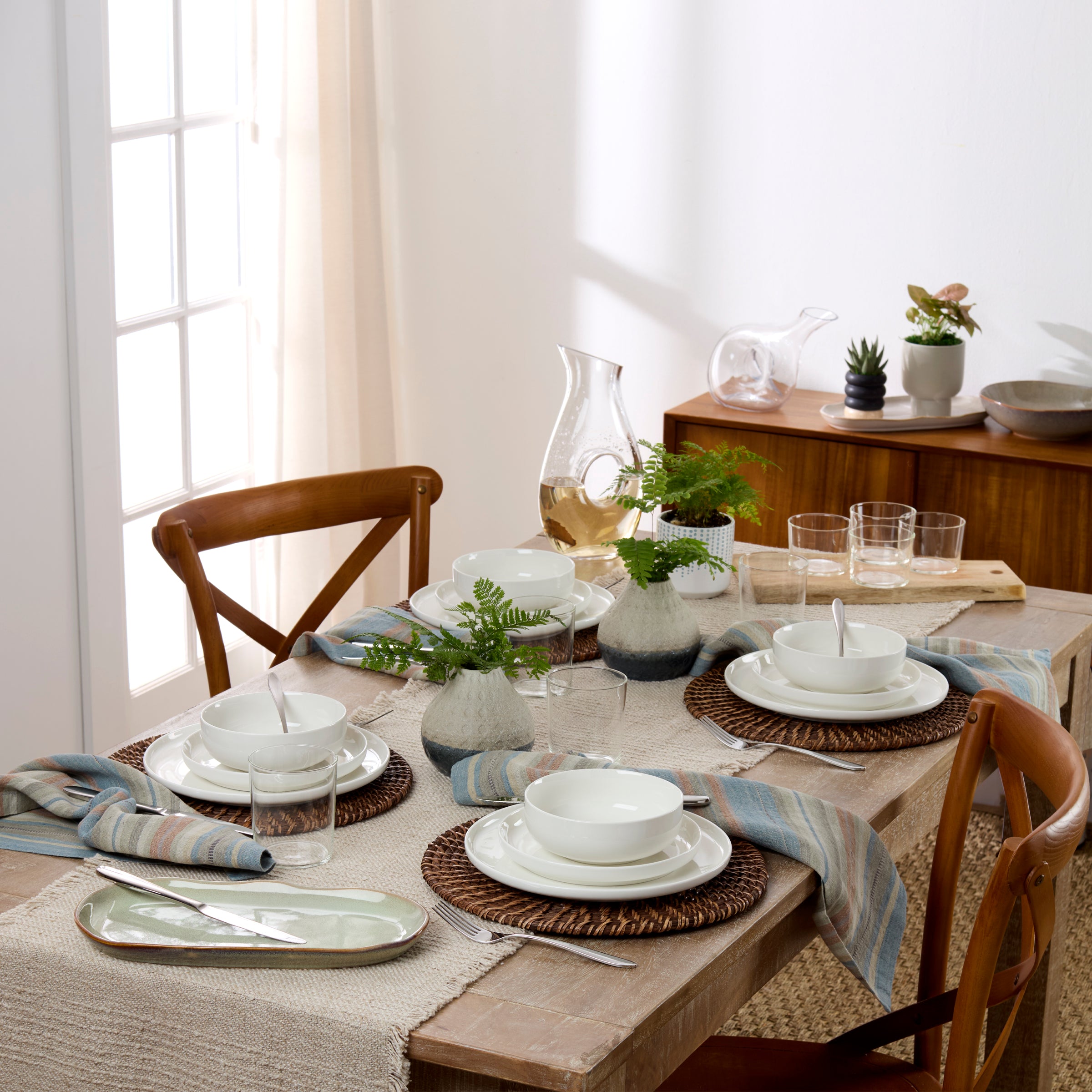 Alternative view of 24 Seven White 18 Piece Dinnerware Set