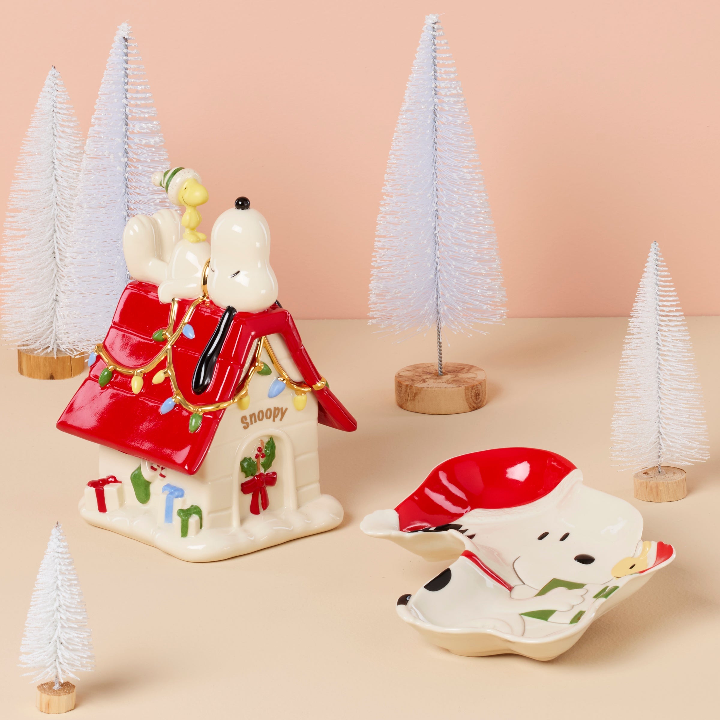 Alternative view of Snoopy Christmas Candy Dish