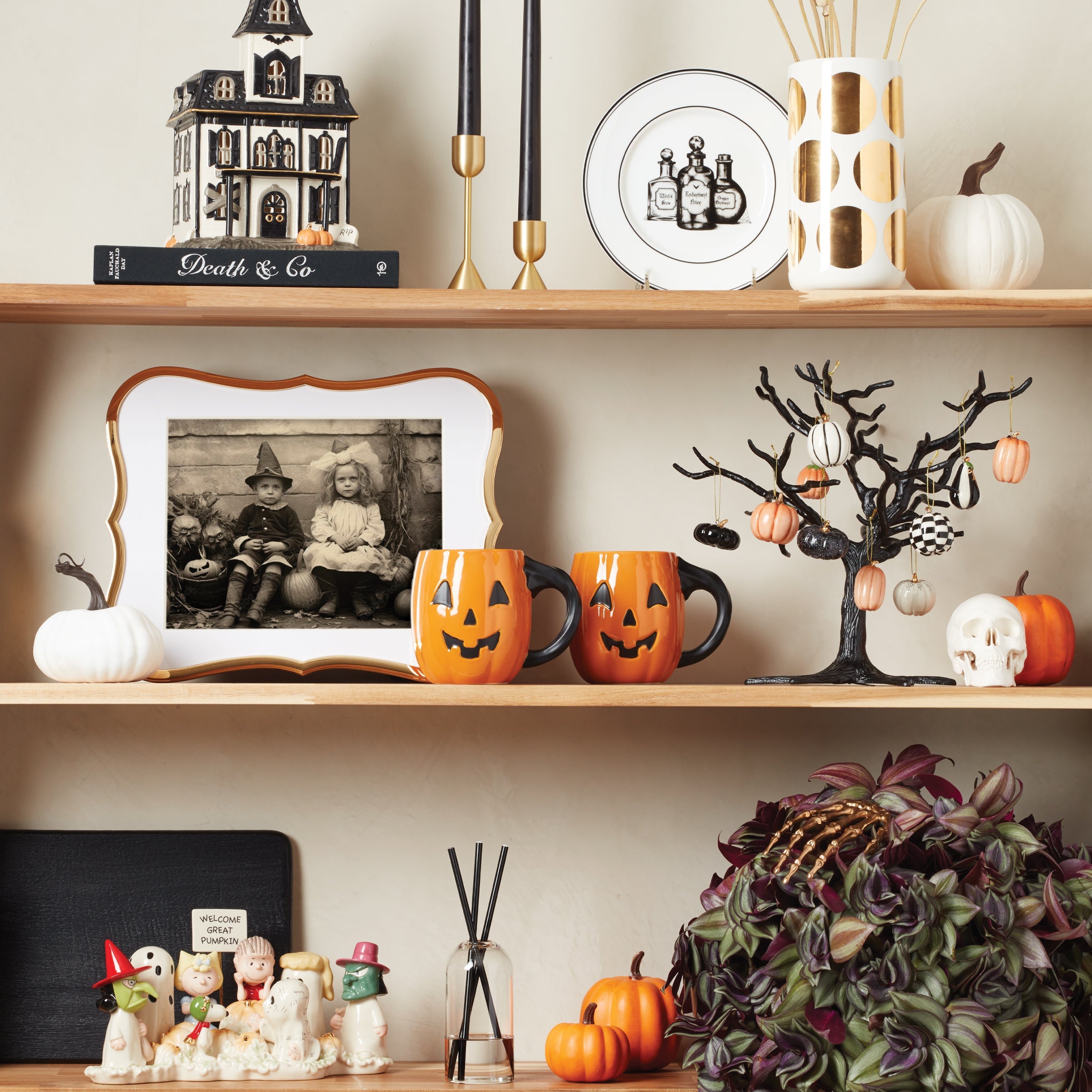 Alternative view of Vintage Halloween Figural Pumpkin Mugs   Set of 4