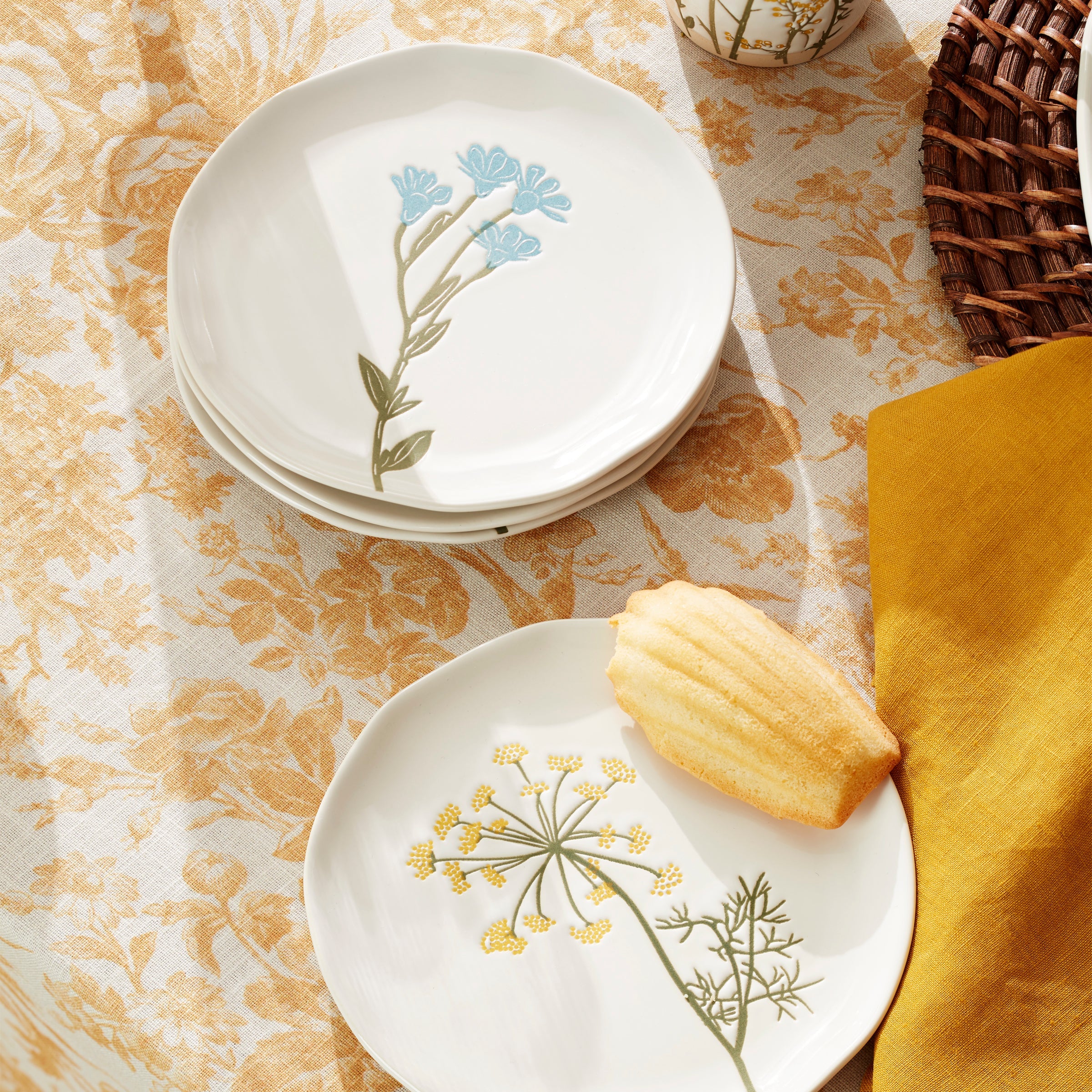 Alternative view of Wildflowers Tidbit Plates   Set of 4