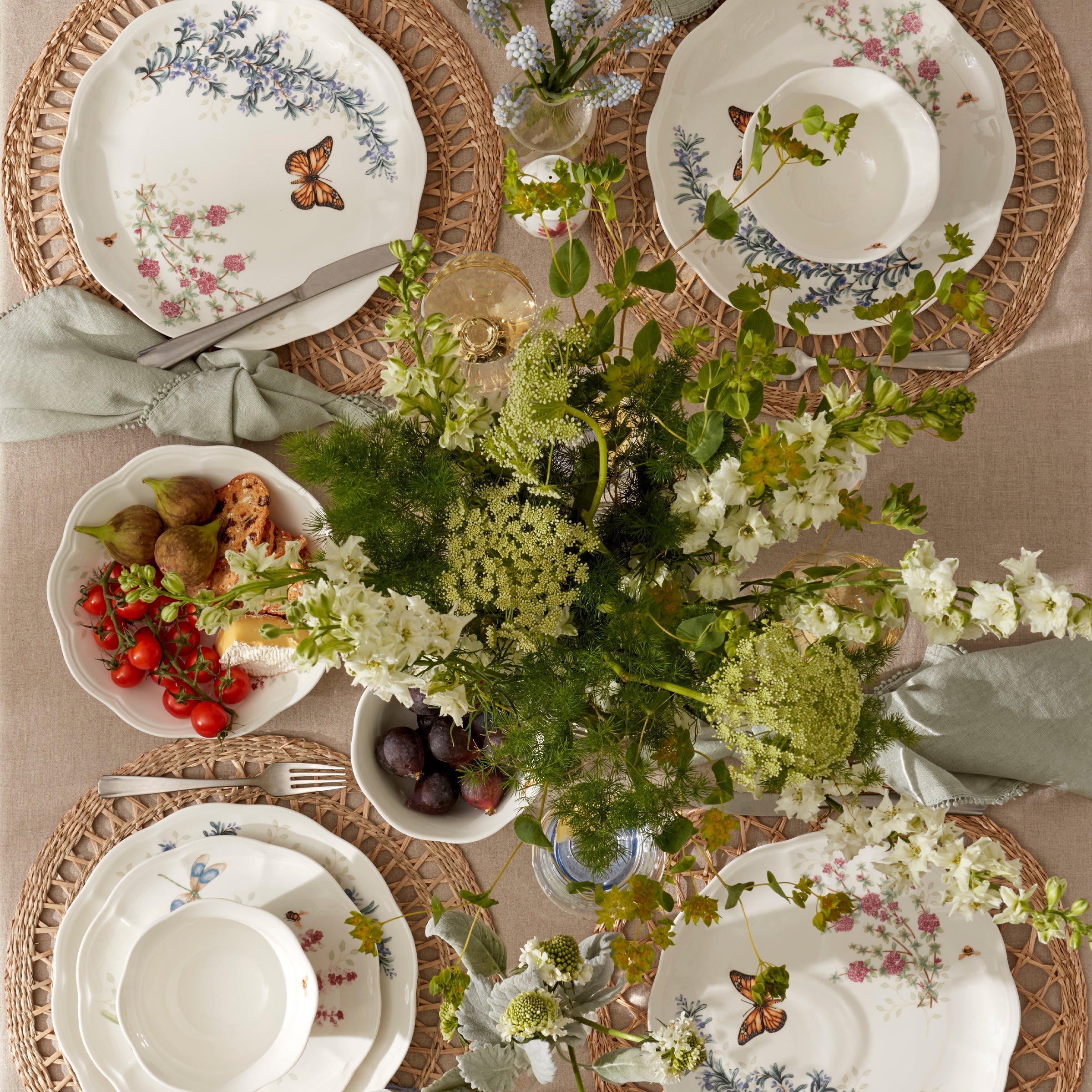 Butterfly Meadow Herbs 12 Piece Dinnerware Set - Image 3