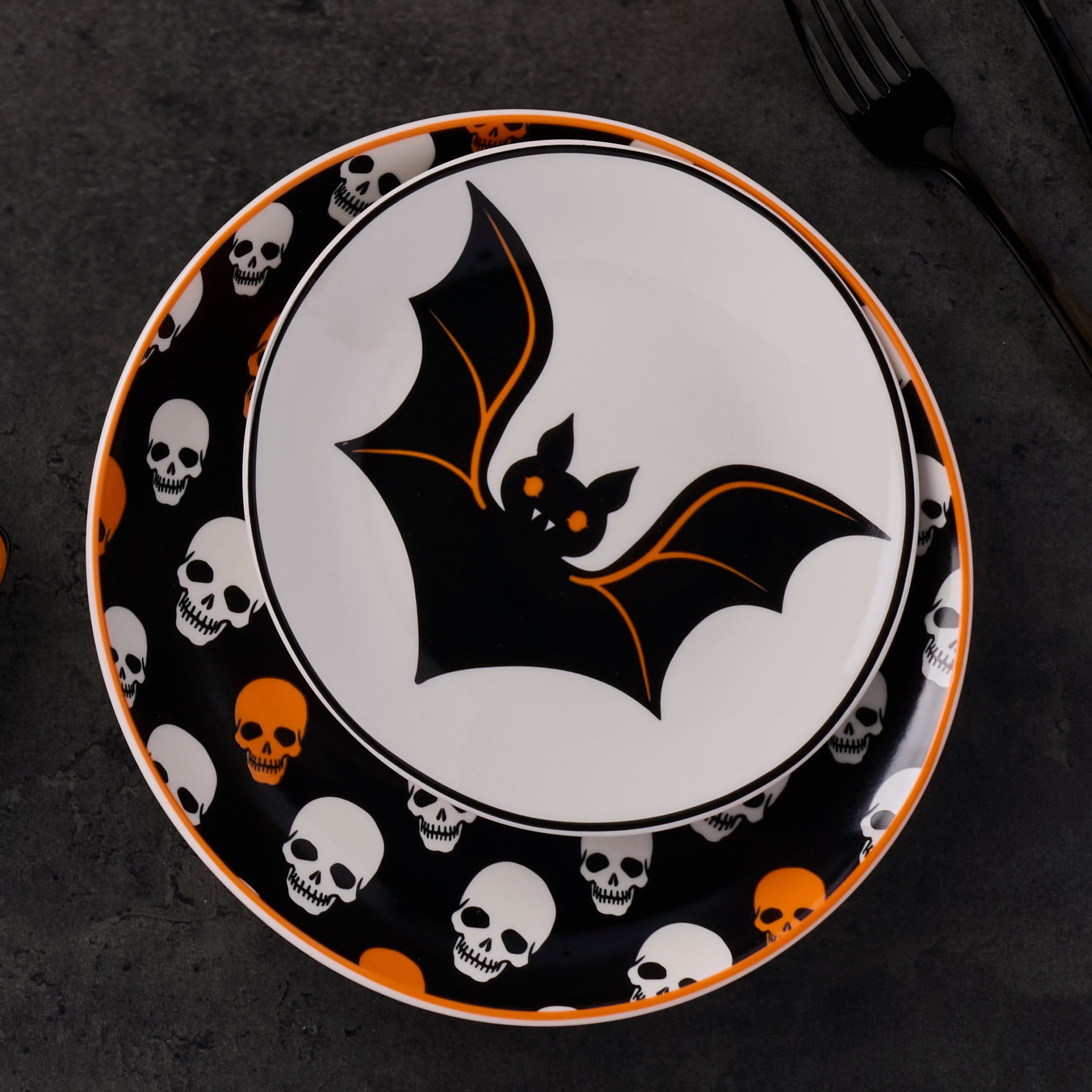 Alternative view of Vintro Halloween Tidbit Plates, Set of 4