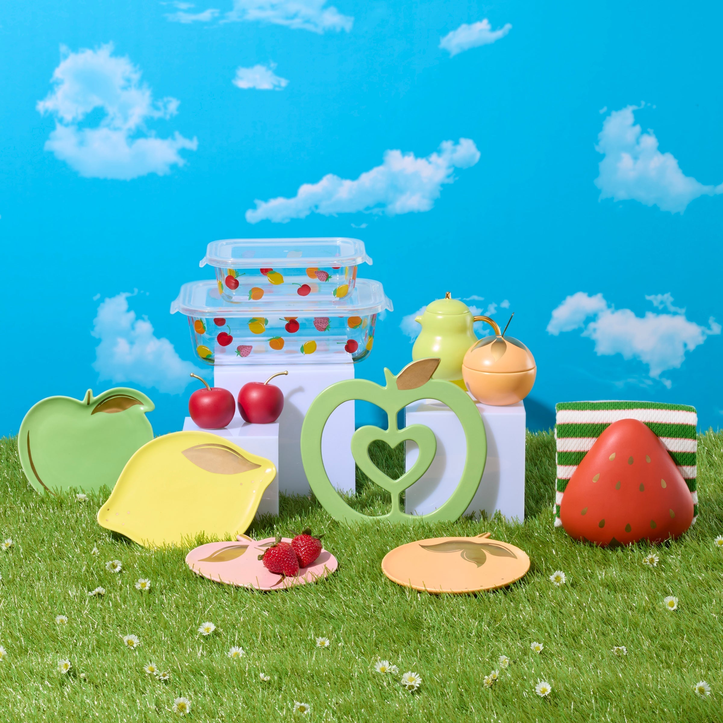 Alternative view of Tutti Fruity Apple Trivet