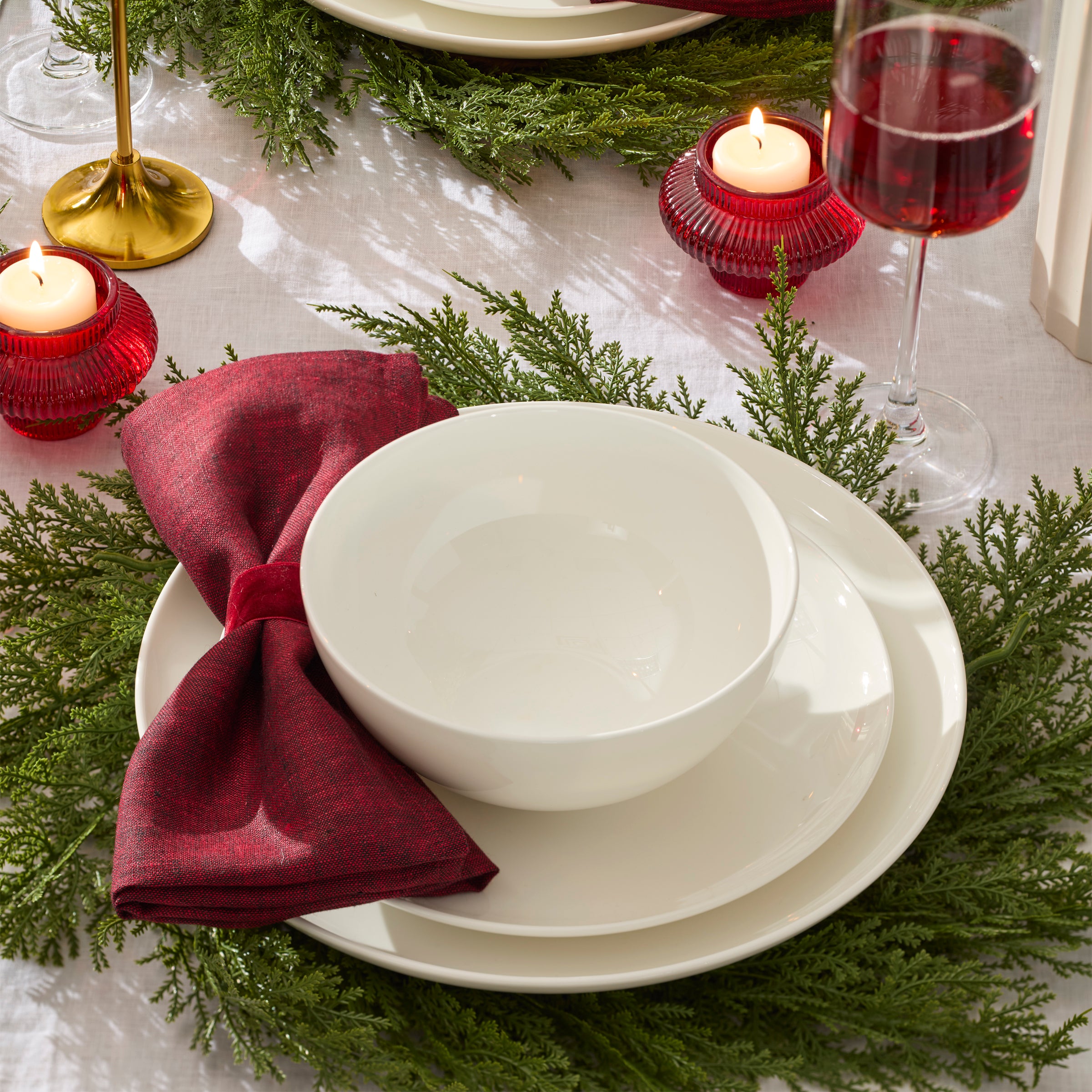 Studio 1414 Coupe 18 Piece Dinnerware Set - Image 10