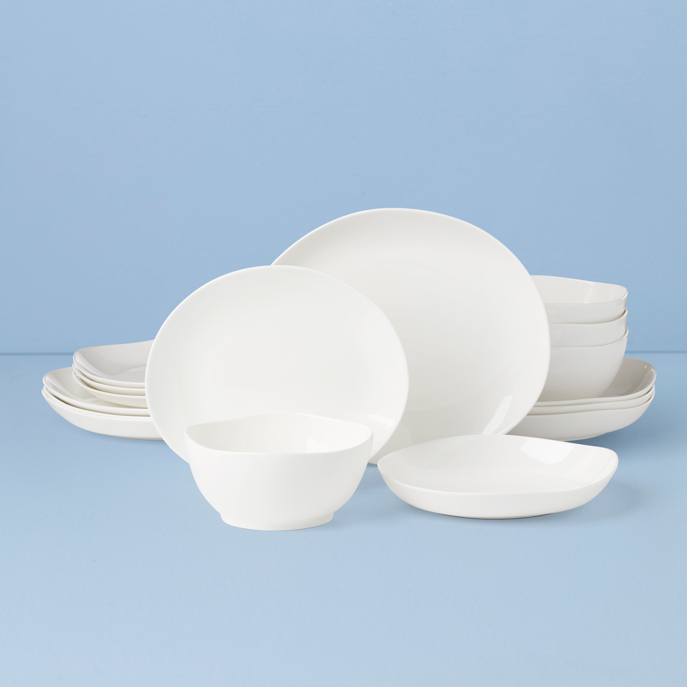 Studio 1414 Curve 16 Piece Dinnerware Set
