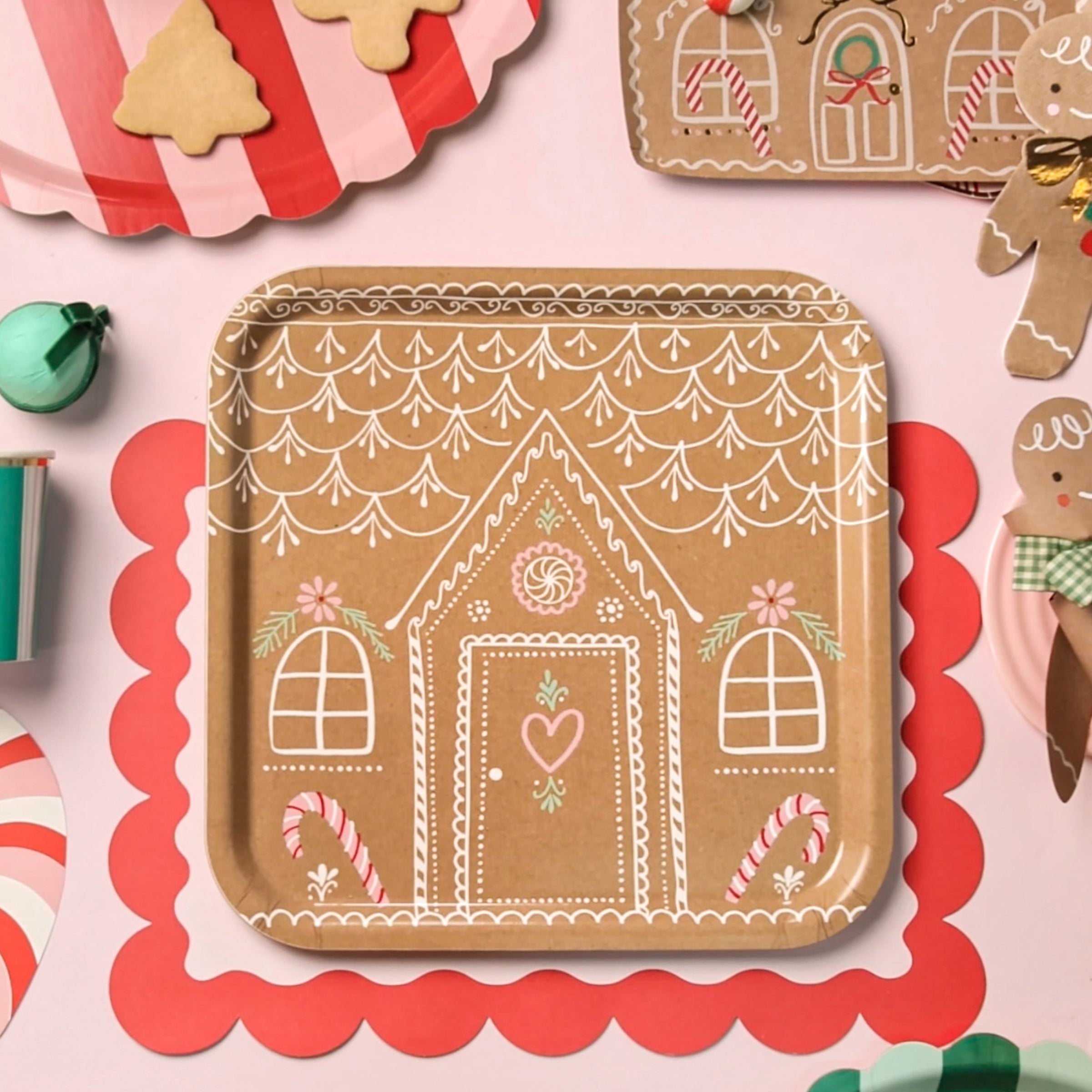 Alternative view of Gingerbread House Tray