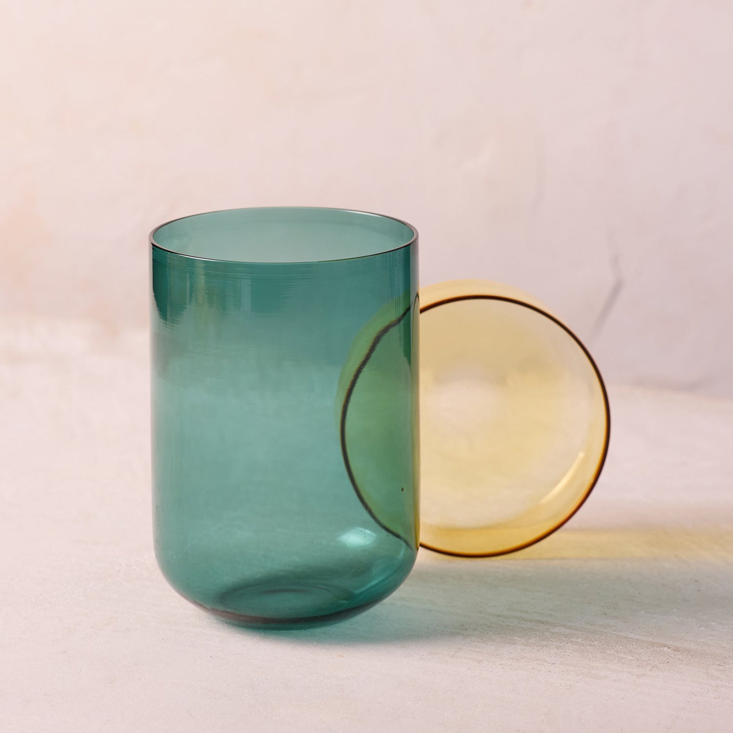 Alternative view of Niko Canister, Large