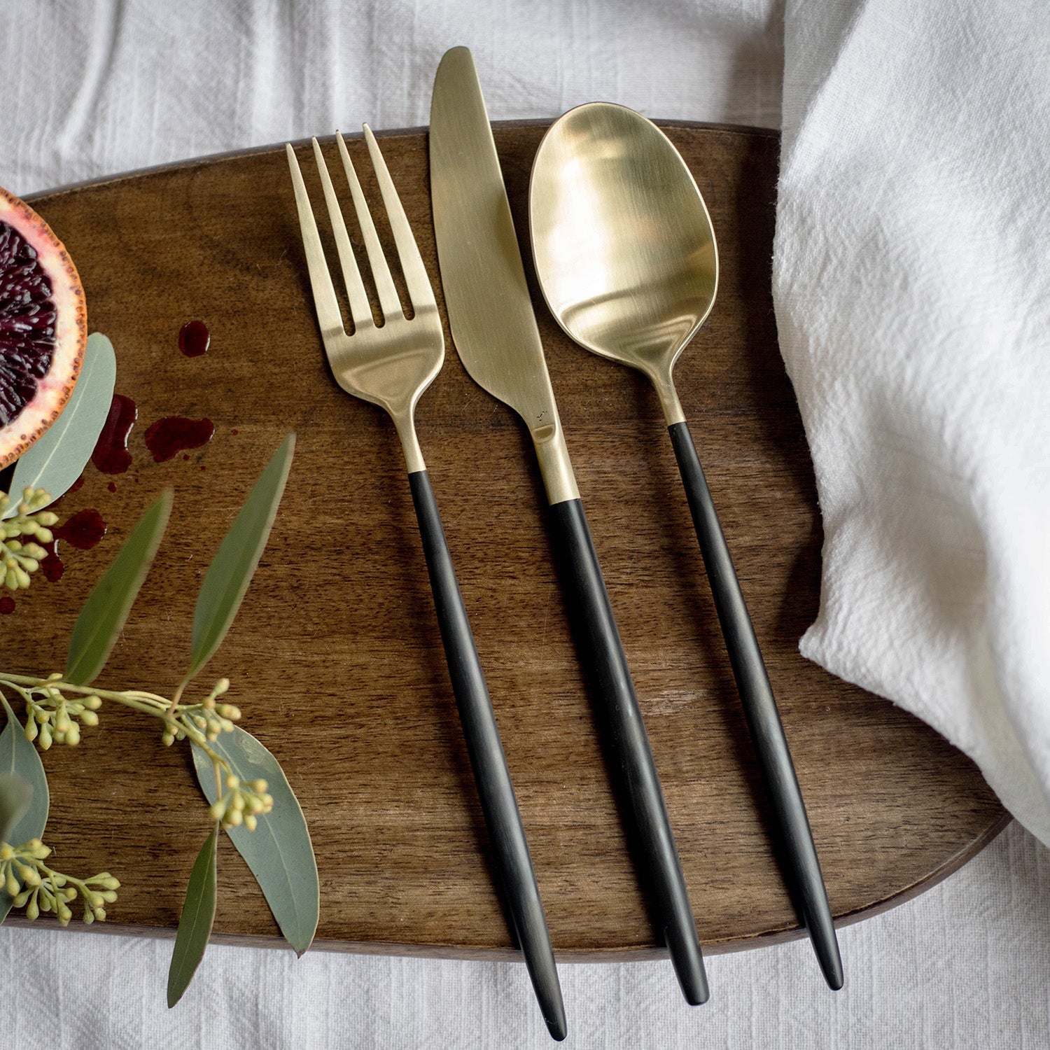 Gaze Black Champagne Satin 20 Piece Flatware Set - Image 11