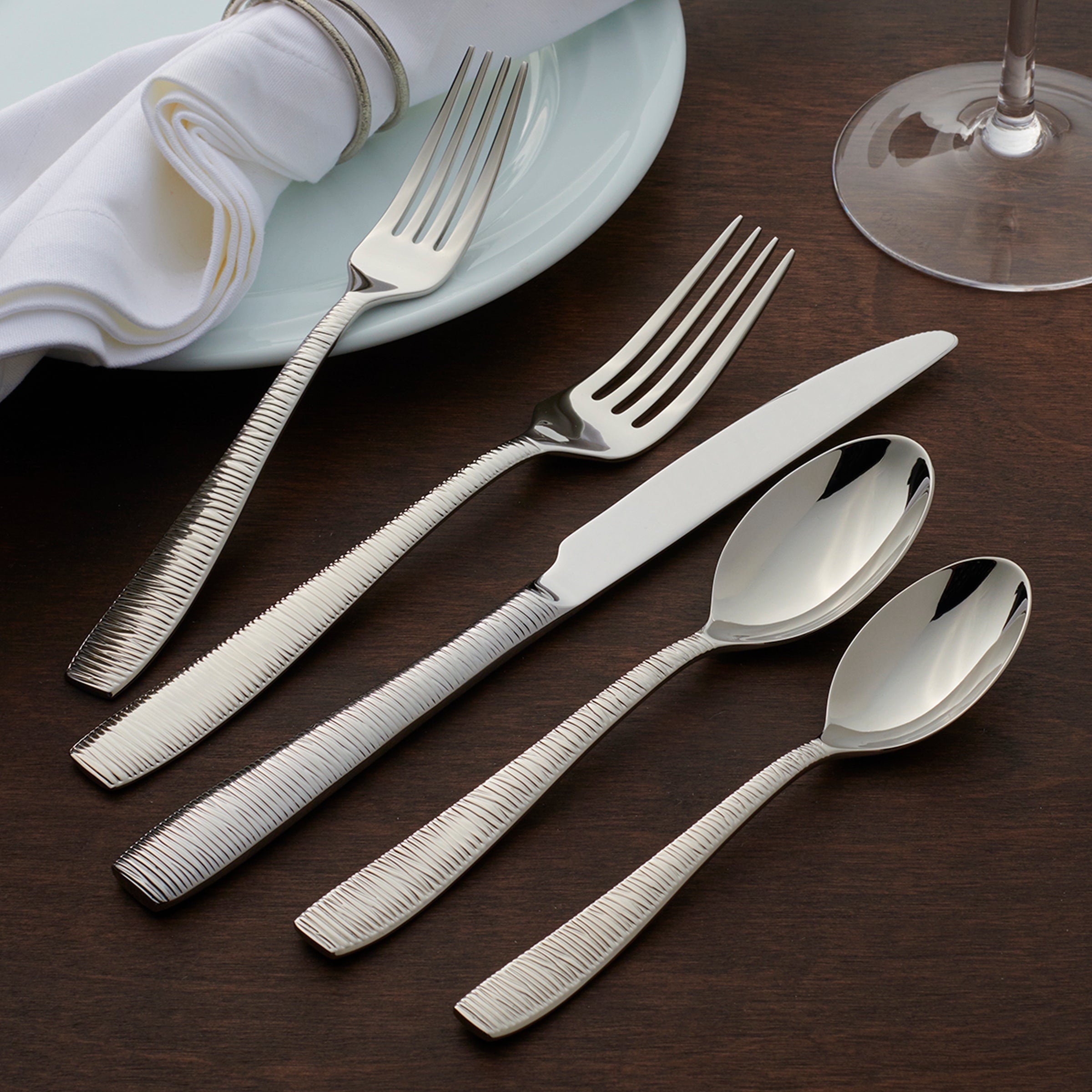 Bandera 20 Piece Flatware Set - Image 3