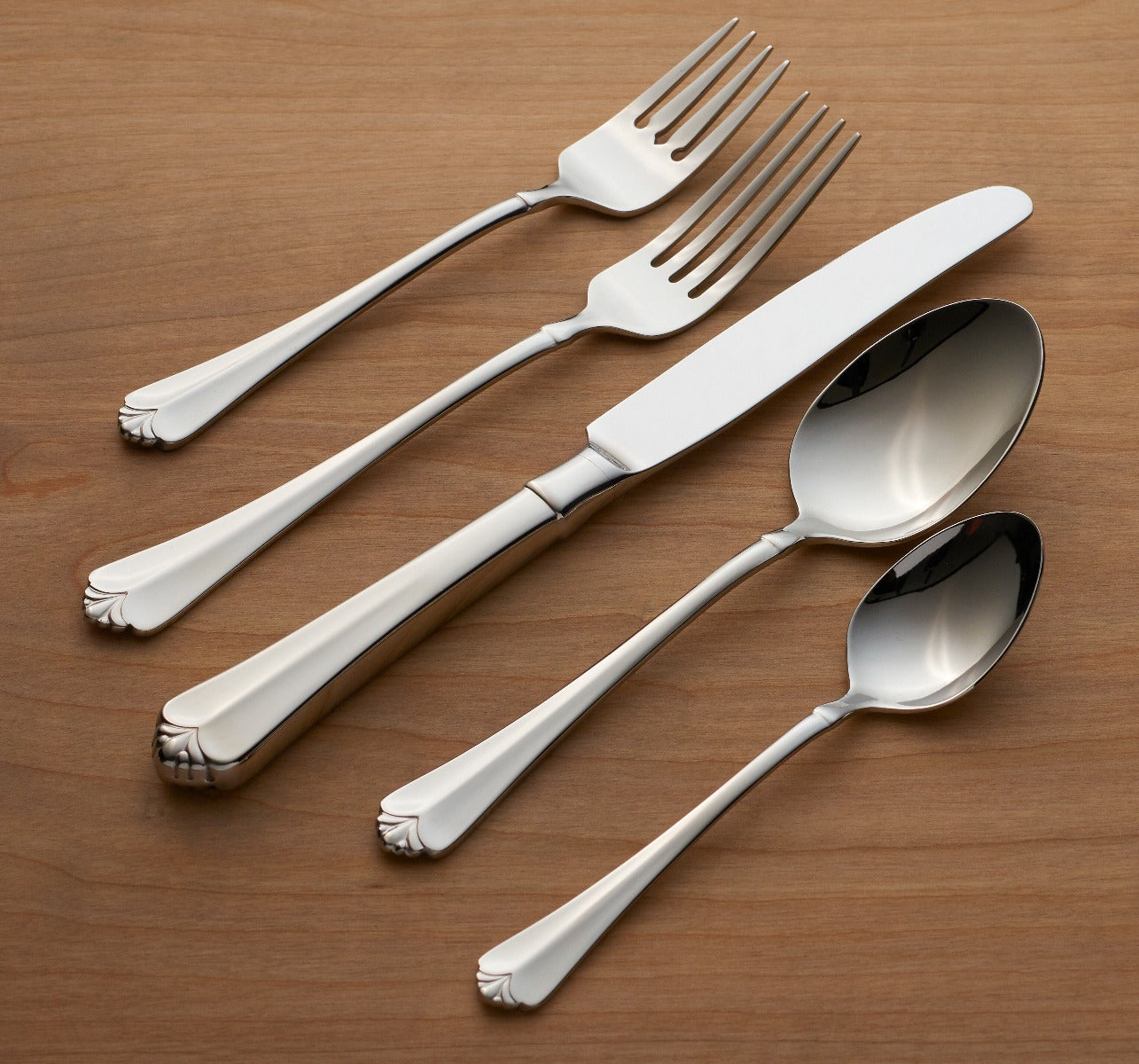 Alternative view of Juilliard 5 Piece Place Setting