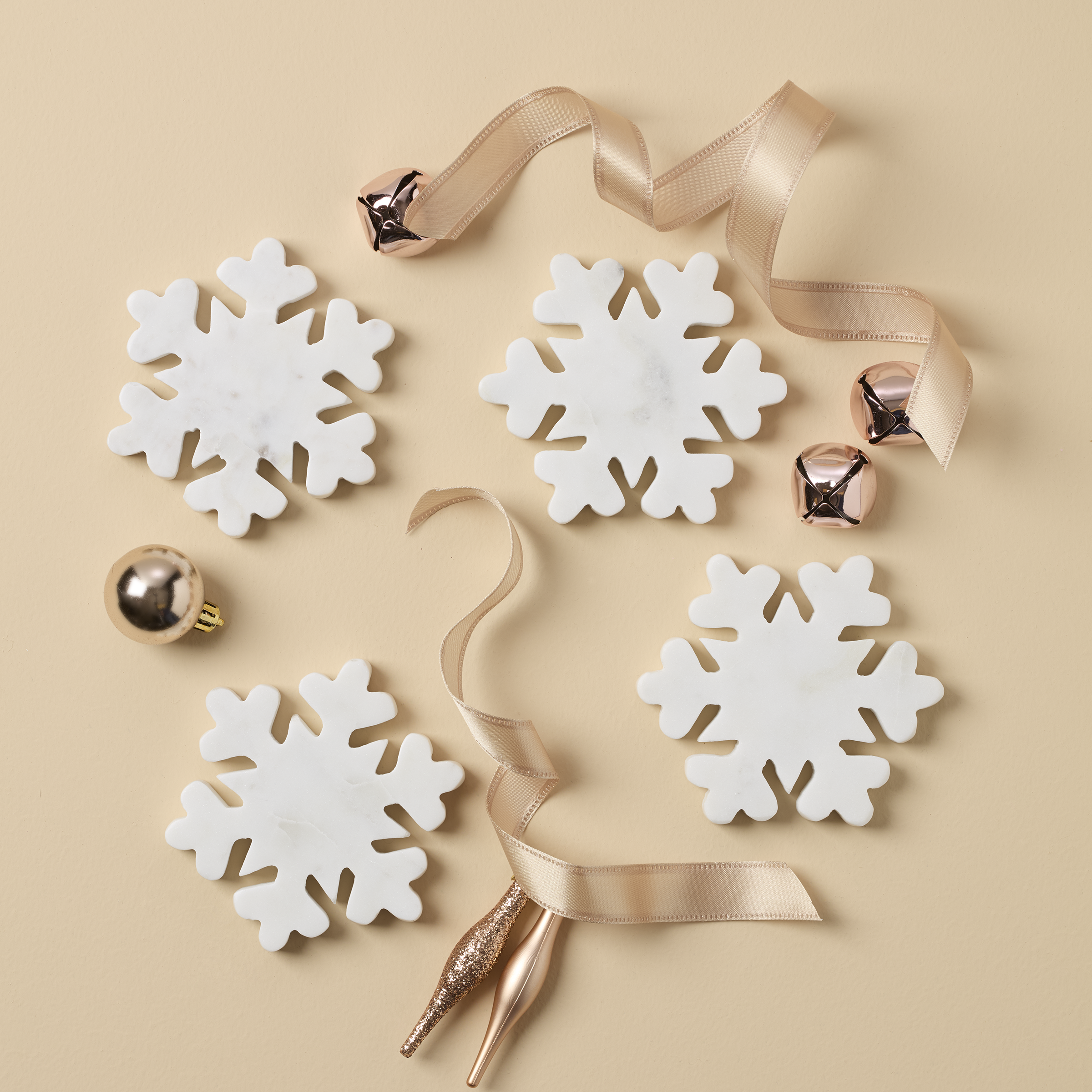 Alternative view of White Marble Snowflake Coasters